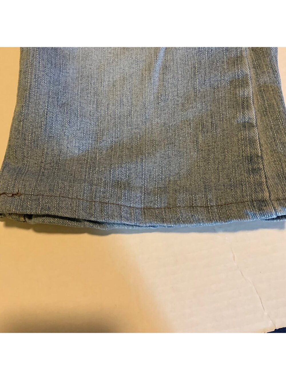 Refuge Light Blue Distressed Jeans Size Waist 29 in. - Picture 4 of 10